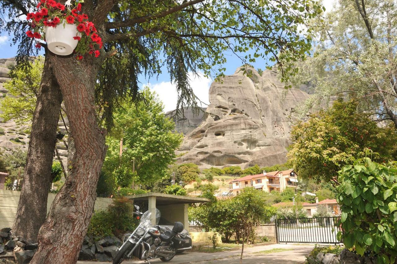 Garden House / Amazing View Apartment Kalampáka Luaran gambar