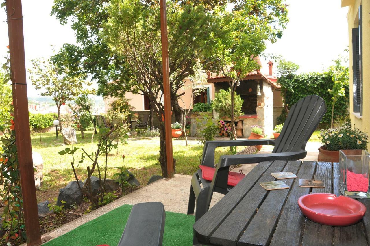 Garden House / Amazing View Apartment Kalampáka Luaran gambar